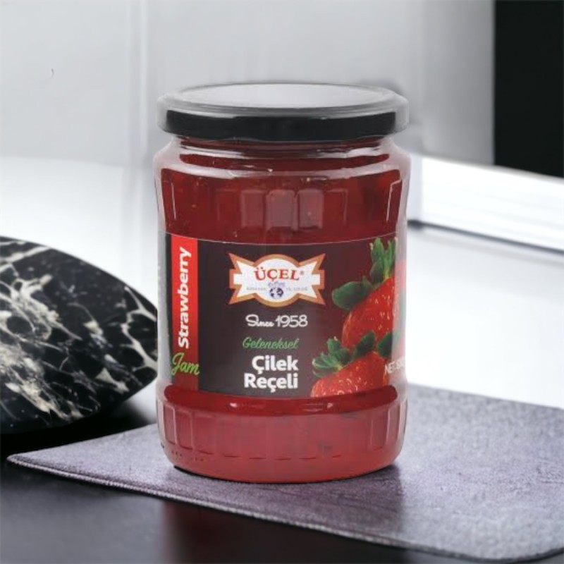 Üçel Çilek Reçeli 680 Gr