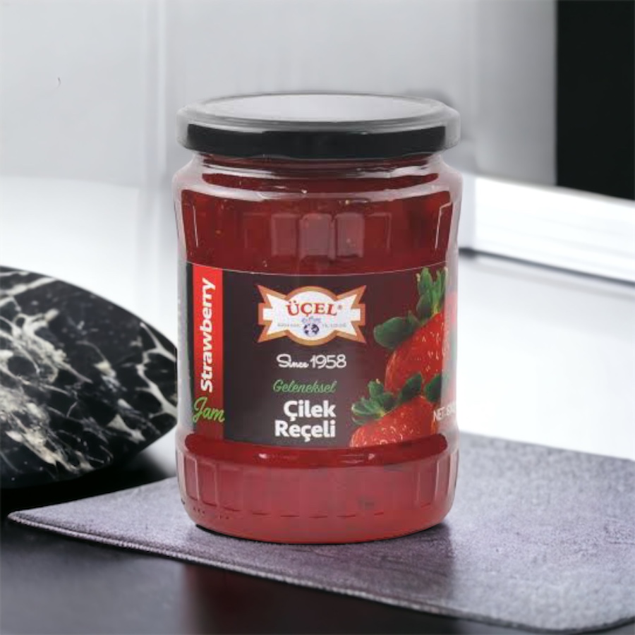 Üçel Çilek Reçeli 680 Gr